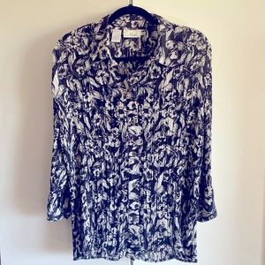Naomi 1X Top, black & white print, pleated, button up